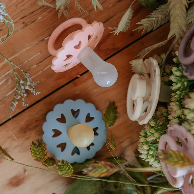 FRIGG Round Pacifier - Fairytale X H.C. Andersen