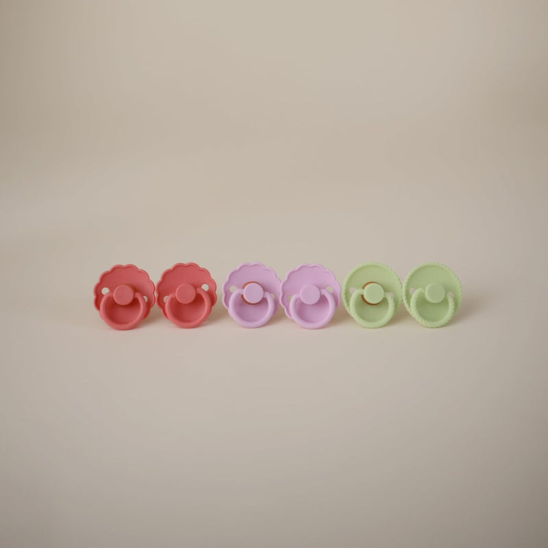 FRIGG Daisy 2-Pack Pacifiers